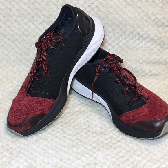 Under Armour Other - Under Armour Bandit 2 men’s 8